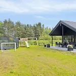 5 Star In Holiday home