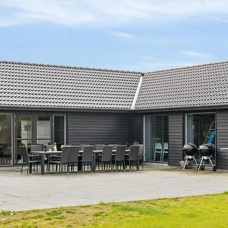 Holiday home 5 Star In *