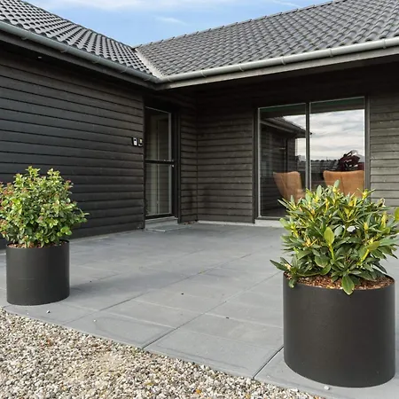 Holiday home 5 Star In *