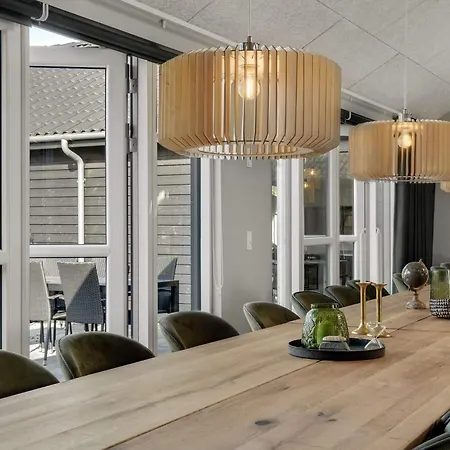 5 Star In Holiday home *