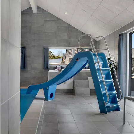 5 Star In Holiday home *