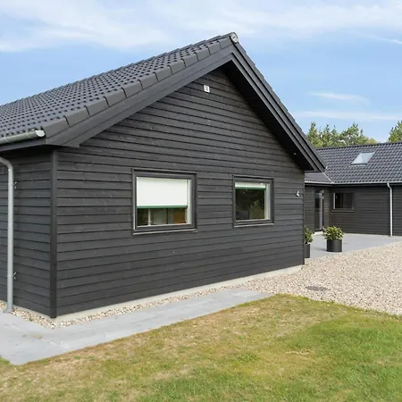 Semesterbostad 5 Star In *